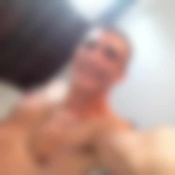 Androsexuel , 1.77m, à la recherche d’un soumis en Normandie