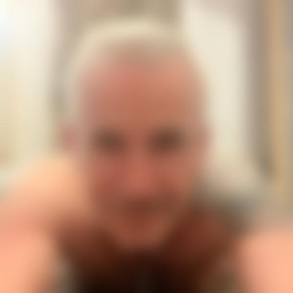 Gay soumis fasciné de 33 ans dispo pour Cub dans la région de Aulnay sous bois Île-de-France