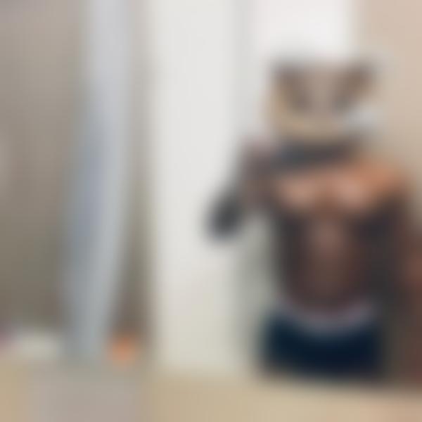 Homme Gay chaud de 43 ans dispo pour Cock Worshipper dans la banlieue de Nantes