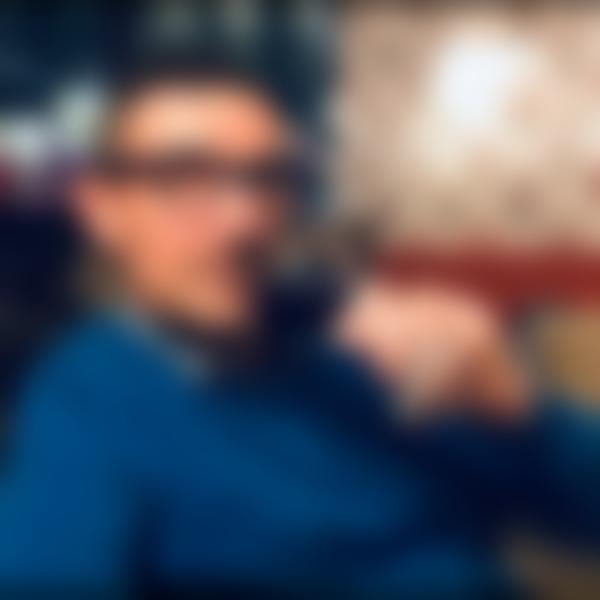 Philibert, Gay actif de 28 ans en ligne pour plan hard autour de Vitry sur Seine Île-de-France avec partenaire naturelle